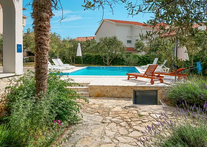 Katarina 2 By Interhome